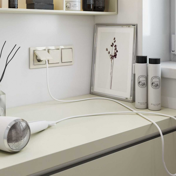 Перекрестный выключатель одноклавишный Werkel слоновая кость W1113003 4690389155581