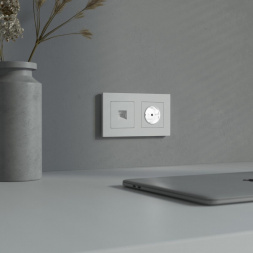 Розетка с подсветкой Werkel белый a069612