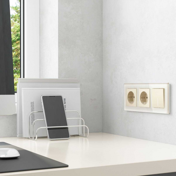 Выключатель одноклавишный Werkel с подсветкой айвори матовый W1110162 4690389184574