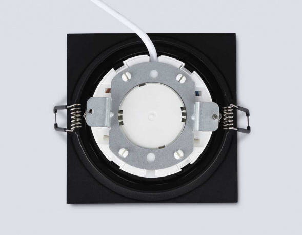 Светильник встраиваемый Ambrella Light TN51825