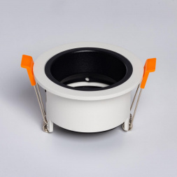 Потолочный светильник De Markt Прайм 850010601