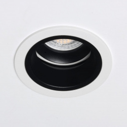 Потолочный светильник De Markt Прайм 850010601