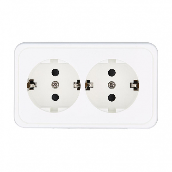 Розетка LK Studio двойная открытой установки с заземляющими контактами и защитными шторками (белый) 813504