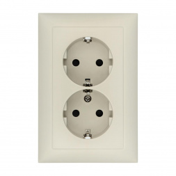 Розетка LK Studio двойная прямая с з/к, со шторками (бежевый) LK60 863701-1