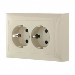 Розетка LK Studio двойная прямая с з/к, со шторками (бежевый) LK60 863701-1