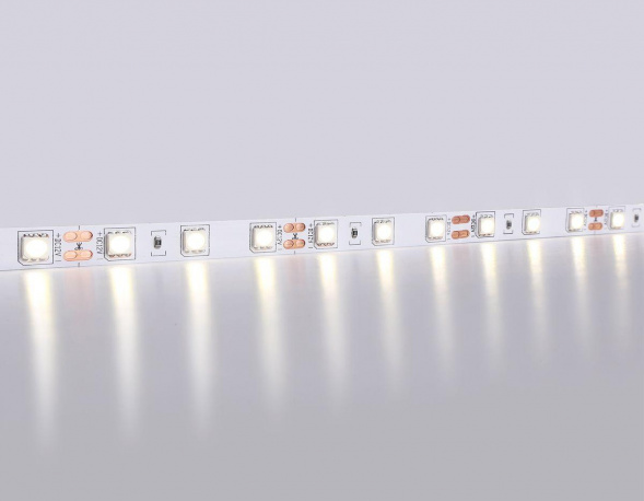 Светодиодная лента Ambrella Light 14,4W/m 60LED/m 5050SMD дневной белый 5M GS2002