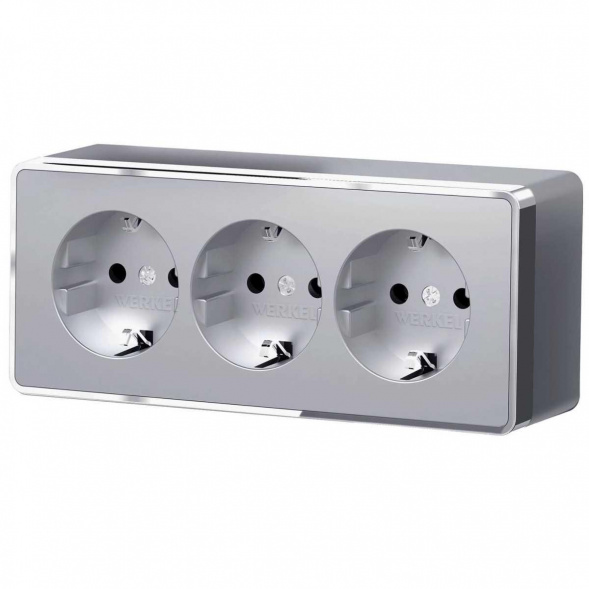 Розетка тройная с заземлением и шторками Werkel Gallant серебряный W5073106 4690389167195