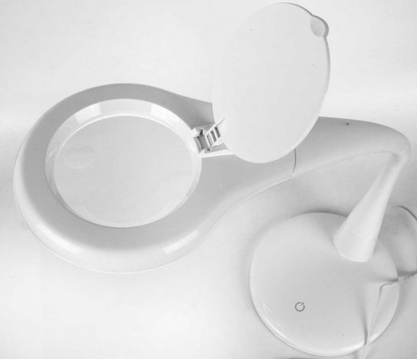 Настольная лампа Camelion KD-790 C01 12484