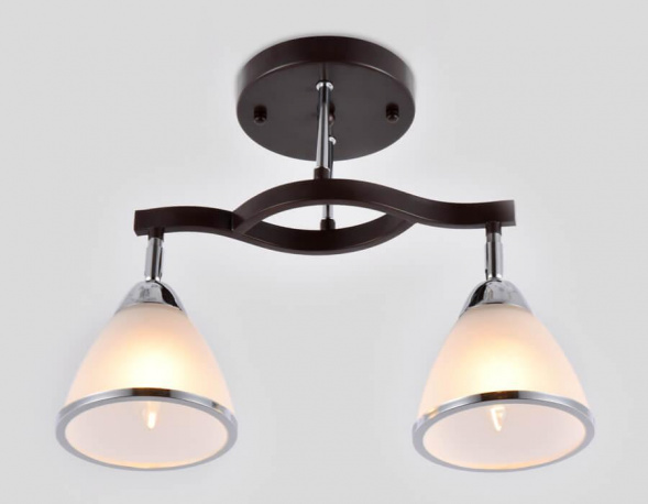 Потолочная люстра Ambrella light Traditional TR3111