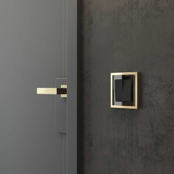 Рамка Werkel Baguette на 1 пост черный/латунь W0012852 4690389185779