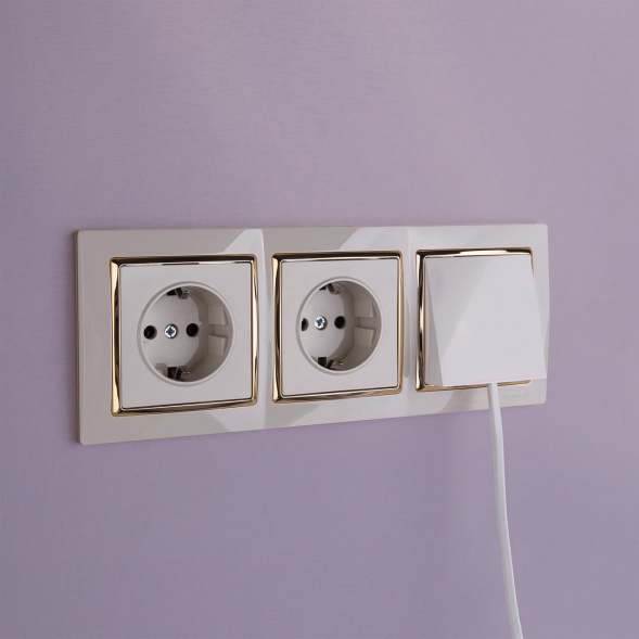 Вывод кабеля Werkel слоновая кость W1150203 4690389155680