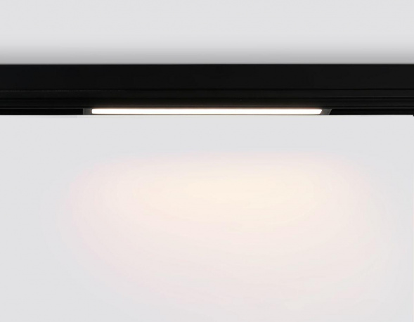 Трековый светодиодный светильник Ambrella Light Track System Magnetic 220V GL1272